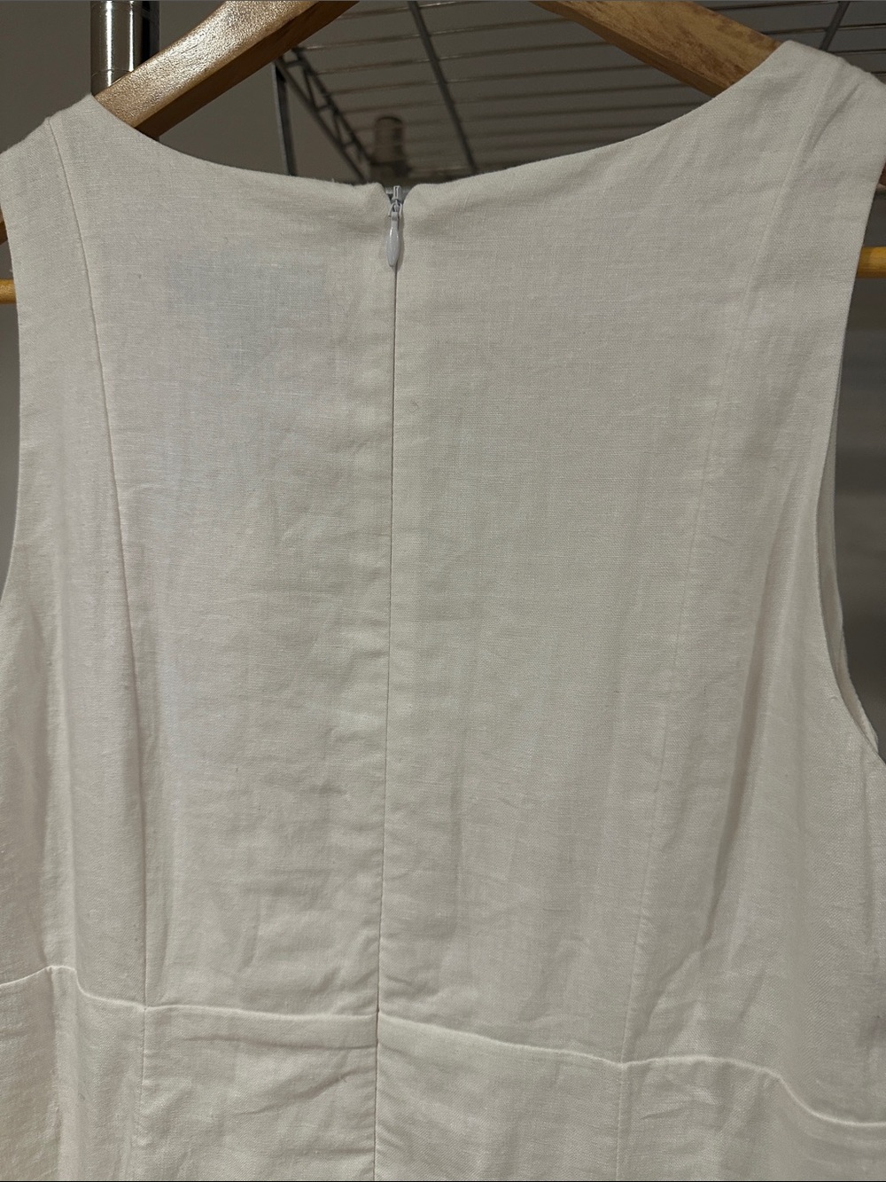 Banana Republic Factory Cream V-Neck Button-Front Midi Dress - Picture 4 of 6